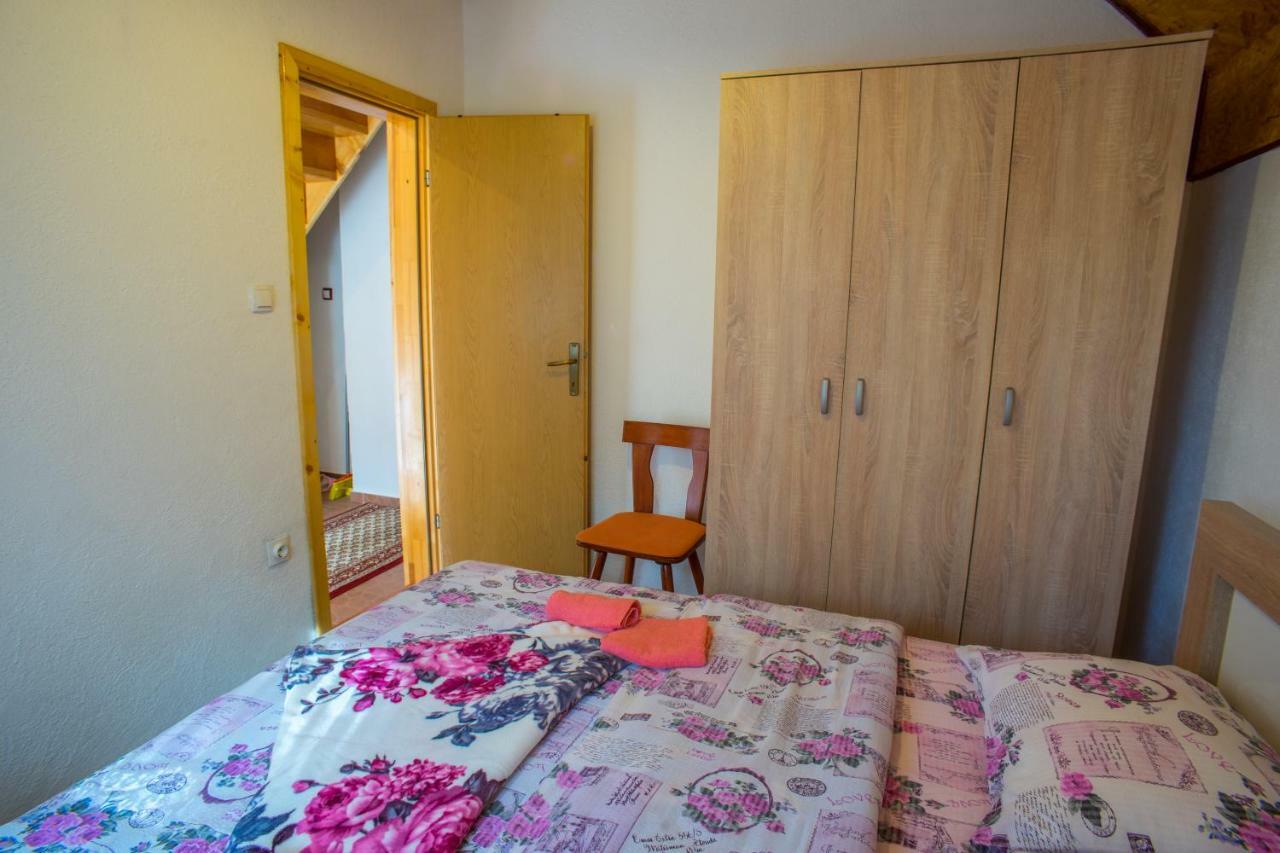Vukovic Accommodation Жабляк Экстерьер фото